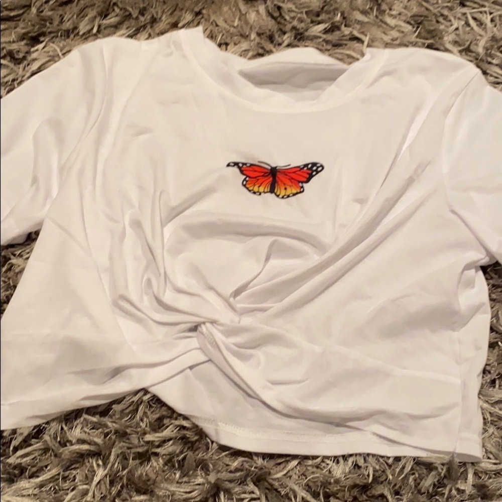 Butterfly tee